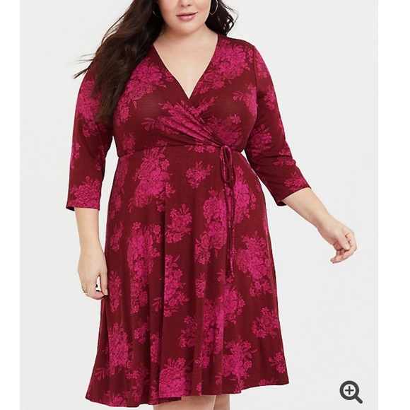 TORRID red floral jersey wrap dress! - Picture 2 of 7
